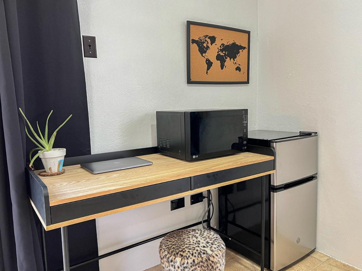 Lama Y Solo Unique Private Room Walking Distance To The Beach パームビーチ エクステリア 写真