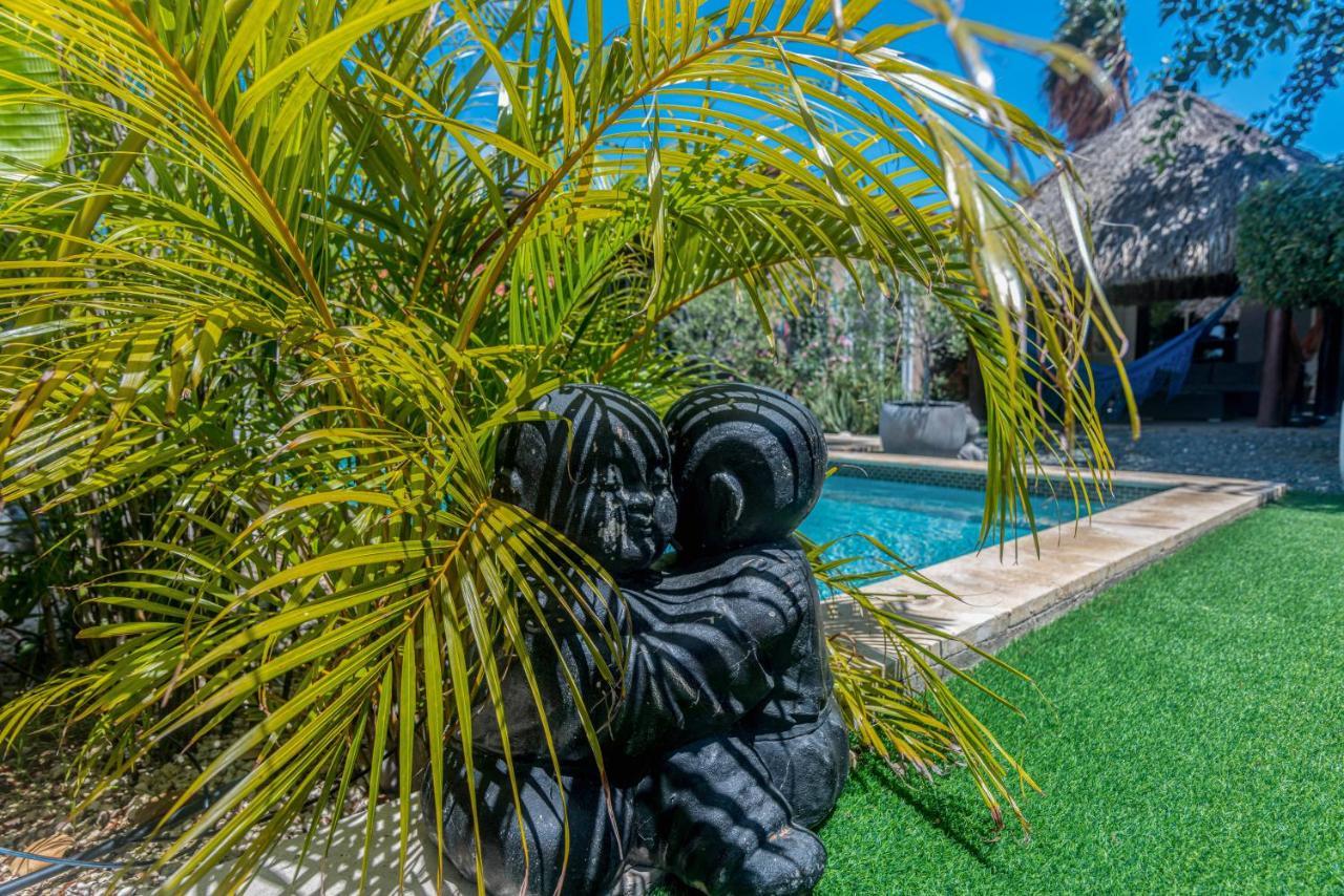 Lama Y Solo Unique Private Room Walking Distance To The Beach パームビーチ エクステリア 写真