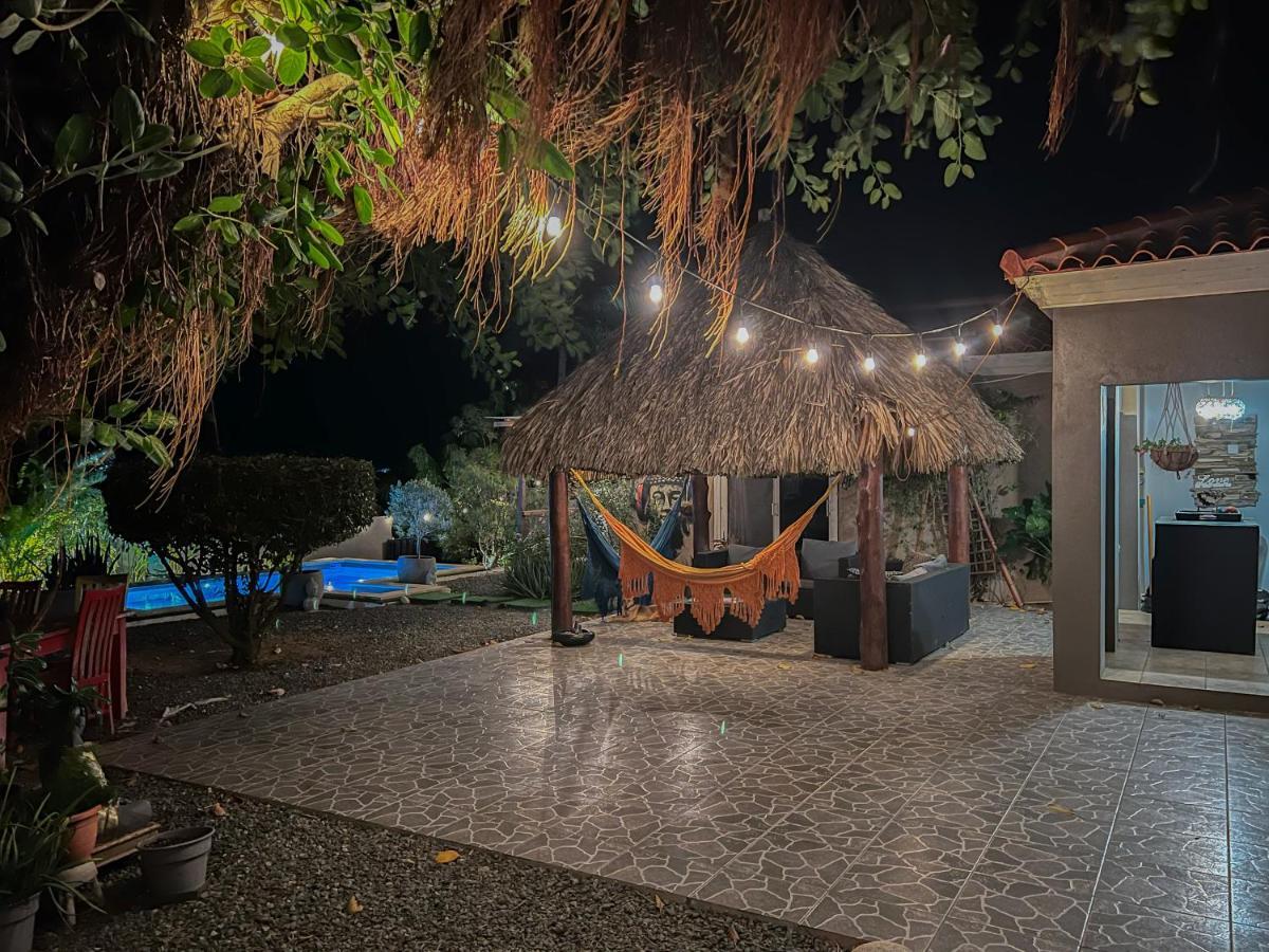 Lama Y Solo Unique Private Room Walking Distance To The Beach パームビーチ エクステリア 写真